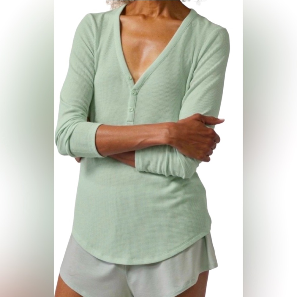 Athleta Wind Down Sleep Top - NWOT - Size Large